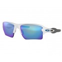 Oakley Flak™ 2.0 XL Team Colors sunglasses Polished White frame Prizm Sapphire lens