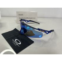 Oakley QNTM Kato Sunglasses 9481D Trans LT Curry Prizm 