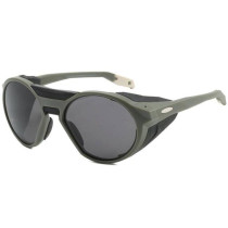 Oakley Men's OO9440 Clifden Sunglasses Olive Ink Frame Black Lenses