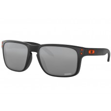 Oakley Cleveland Browns Holbrook™ sunglasses Matte Black frame Prizm Black lens