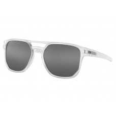 Oakley Latch™ Beta sunglasses Matte Clear frame Prizm Black lens