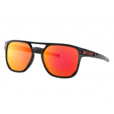 Oakley Latch™ Beta sunglasses Polished Black frame Prizm Ruby lens