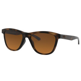 Oakley women Moonlighter sunglasses Brown Tortoise frame Brown Gradient Polarized lens
