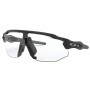 Oakley Radar® EV Advancer sunglasses Matte Black frame Clear To Black Iridium Photochromic lens